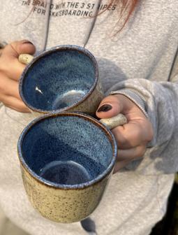 Kubki Piaskowe — detale piaskowej faktury